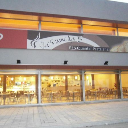 Espacoso T3 Com Terraco & Churrasqueira Campo  Экстерьер фото